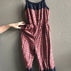 Forever 21 blue & red jumper with pockets!